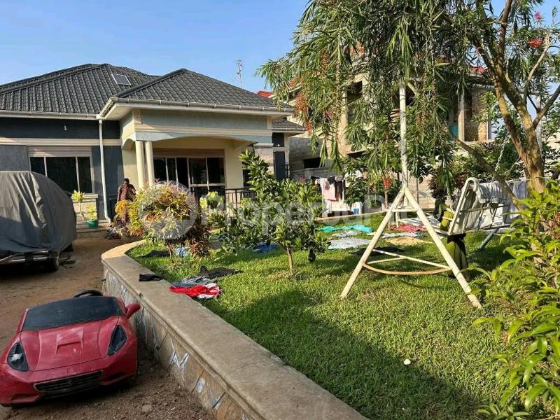 4 bedroom Villa for sale Garuga Entebbe road  Kampala Central Kampala Central - 5
