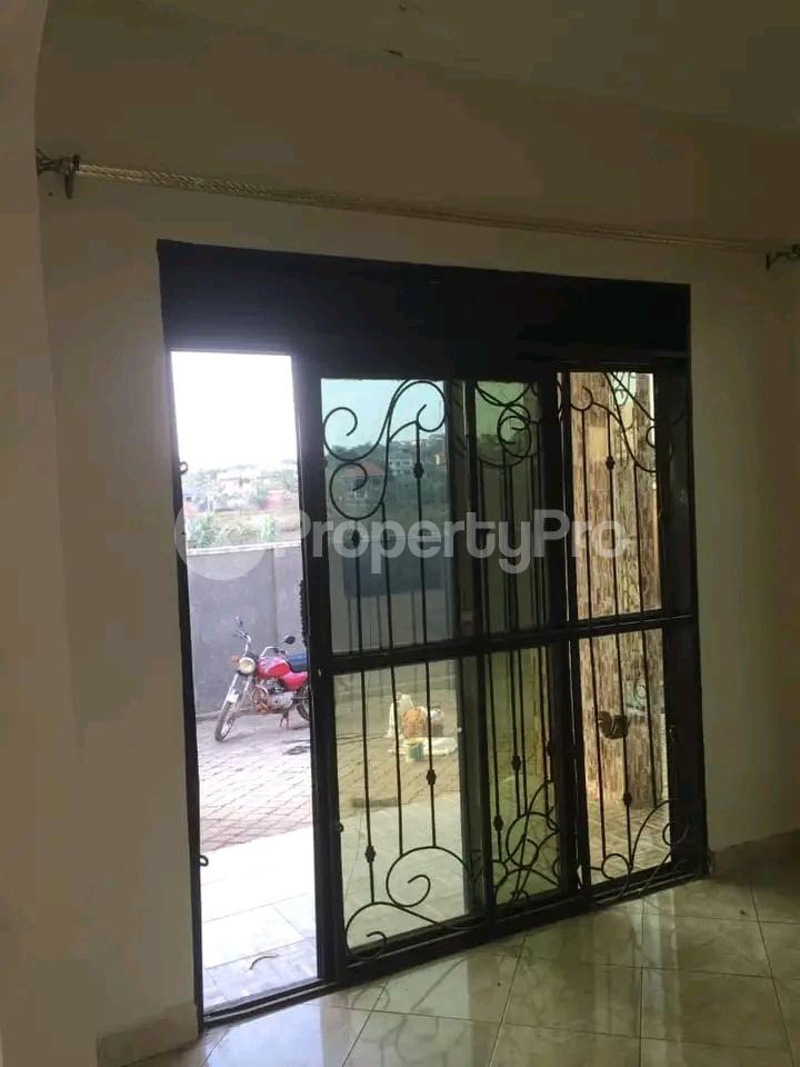 4 bedroom Bungalow Apartment for sale Namugongo road  Kampala Central Kampala Central - 2
