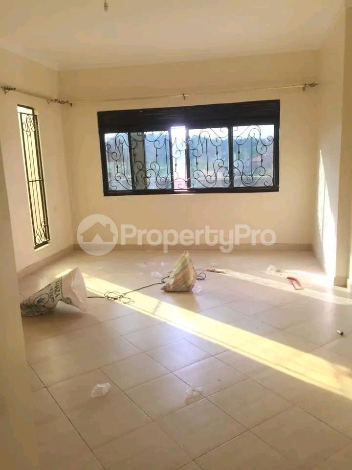 4 bedroom Bungalow Apartment for sale Namugongo road  Kampala Central Kampala Central - 1