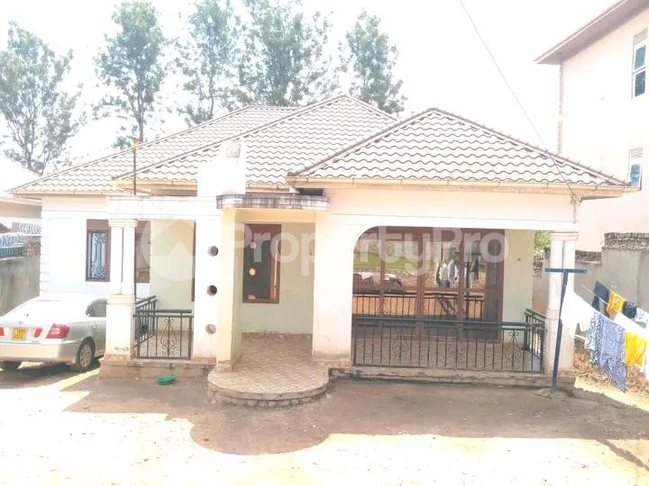 4 bedroom Bungalow Apartment for sale Namugongo  Kampala Central Kampala Central - 9