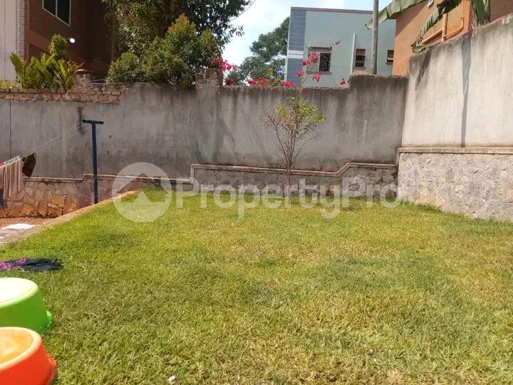 4 bedroom Bungalow Apartment for sale Namugongo  Kampala Central Kampala Central - 0