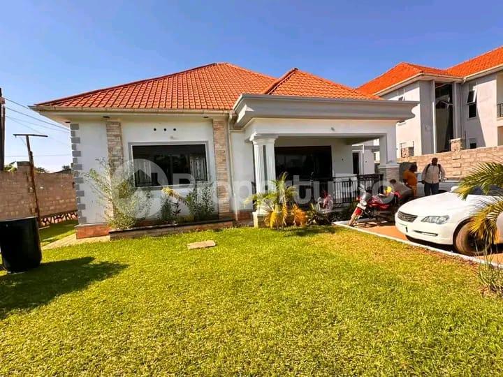 4 bedroom Bungalow Apartment for sale Kira road  Kampala Central Kampala Central - 5