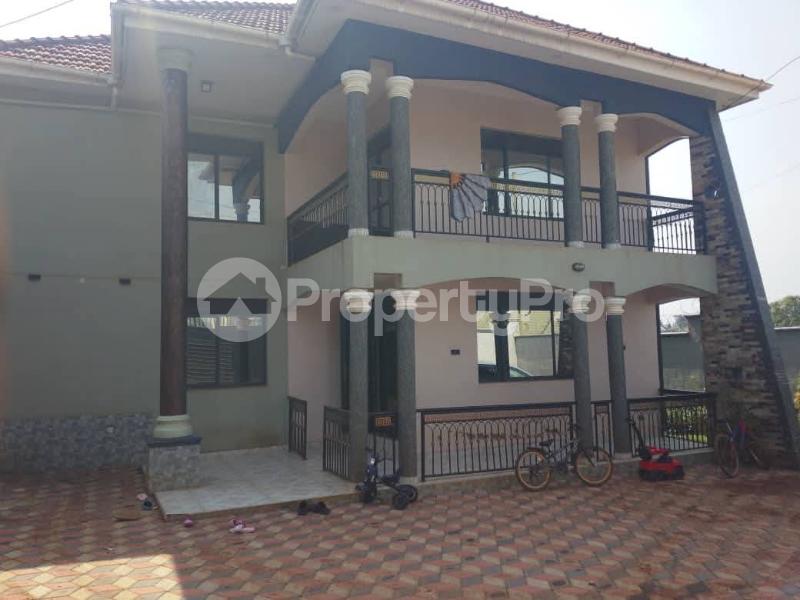 5 bedroom Villa for sale Mpererwe kitagobwa  Kampala Central Kampala Central - 1