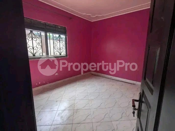 4 bedroom Bungalow Apartment for sale Kasangati kiti  Kira Wakiso Central - 4