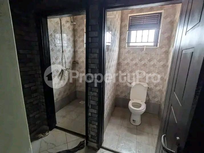 4 bedroom Bungalow Apartment for sale Kasangati kiti  Kira Wakiso Central - 1