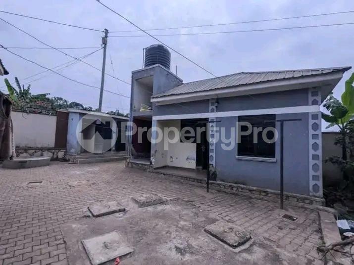 4 bedroom Bungalow Apartment for sale Kira kasangati road  Kampala Central Kampala Central - 3