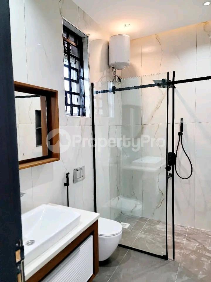 Bungalow Apartment for sale Kitende road  Kampala Central Kampala Central - 3