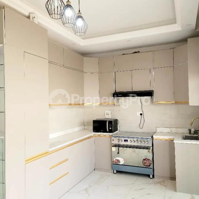 5 bedroom Villa for sale Kitende kaga Entebbe road  Kampala Central Kampala Central - 4