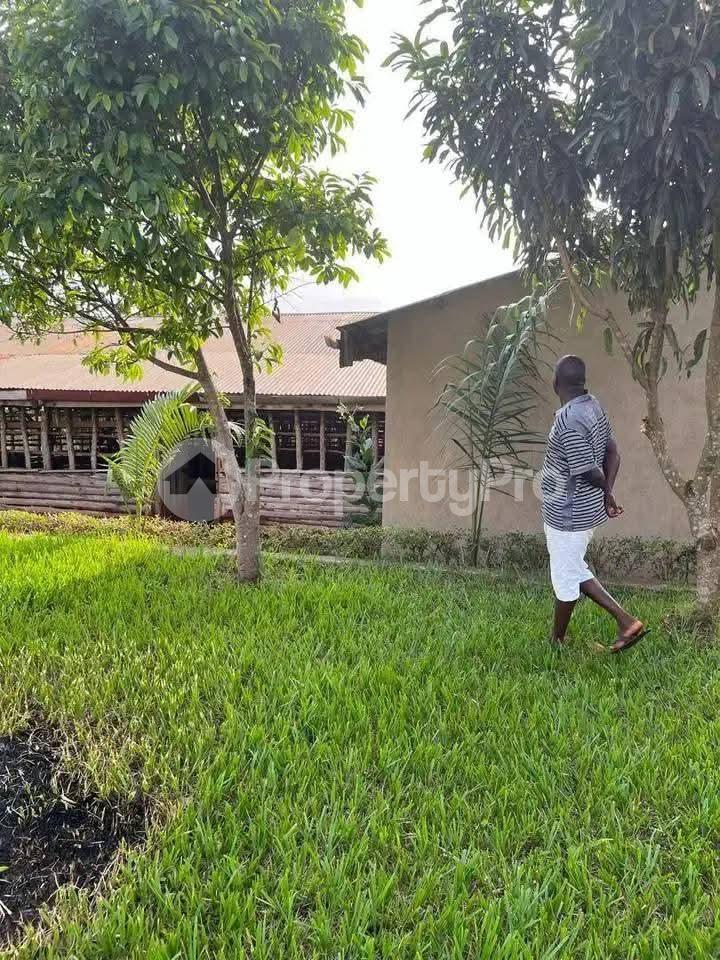 4 bedroom Villa for sale Wakiso kakiri hoima road Masulita Wakiso Central - 2