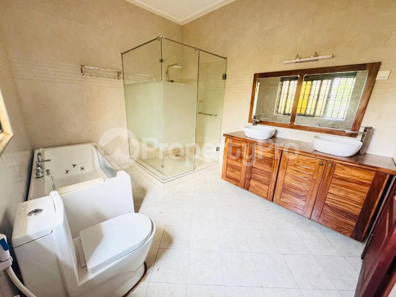 5 bedroom Villa for sale Bunga Ggaba road  Kampala Central Kampala Central - 5