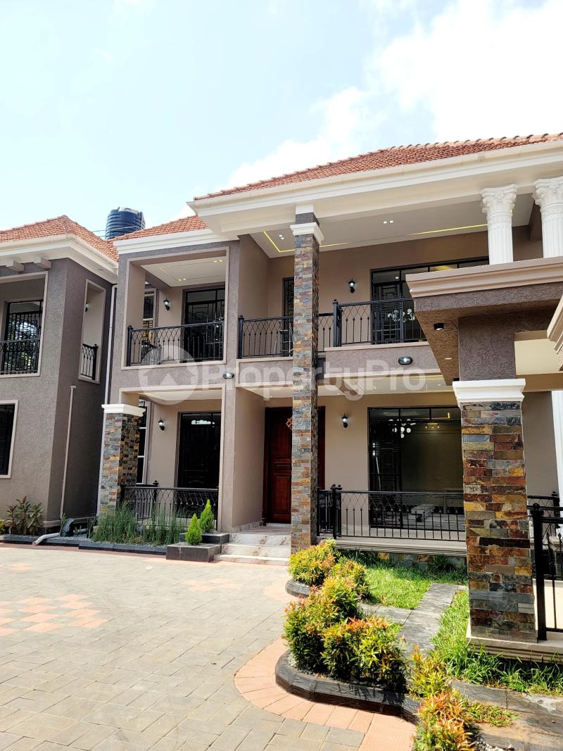 8 bedroom Villa for sale Bwebajja Entebbe road  Kampala Central Kampala Central - 4