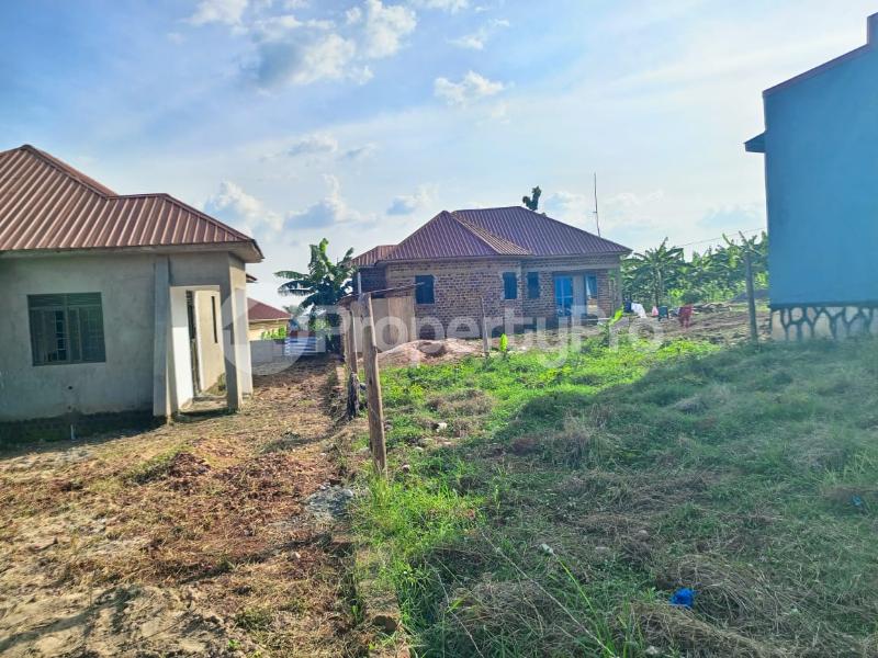 3 bedroom Villa for sale Gayaza busukuma  Gayaza Wakiso Central - 1