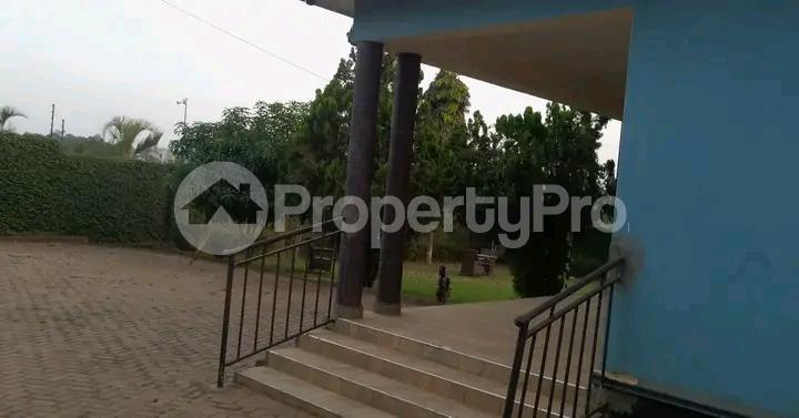 4 bedroom Bungalow Apartment for sale Gayaza road  Kampala Central Kampala Central - 6