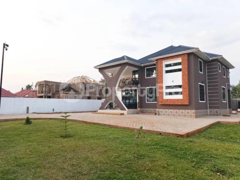 5 bedroom Villa for sale Gulu town  Gulu Northern - 0