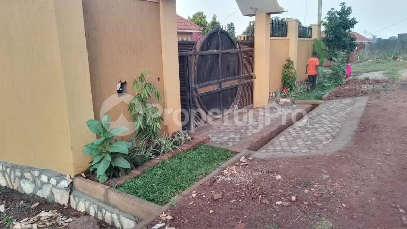 3 bedroom Villa for sale Mafubira road Bugembe Jinja Eastern - 1