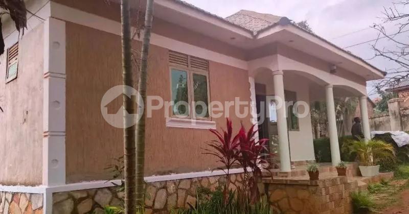 3 bedroom Villa for sale Kasangati road kiki town Nabweru Wakiso Central - 1
