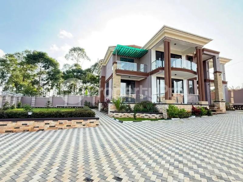 6 bedroom Villa for sale Kira kiwologoma  Kira Wakiso Central - 3