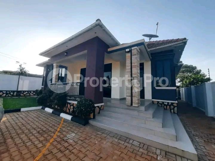 4 bedroom Bungalow Apartment for sale Kira road  Kampala Central Kampala Central - 0