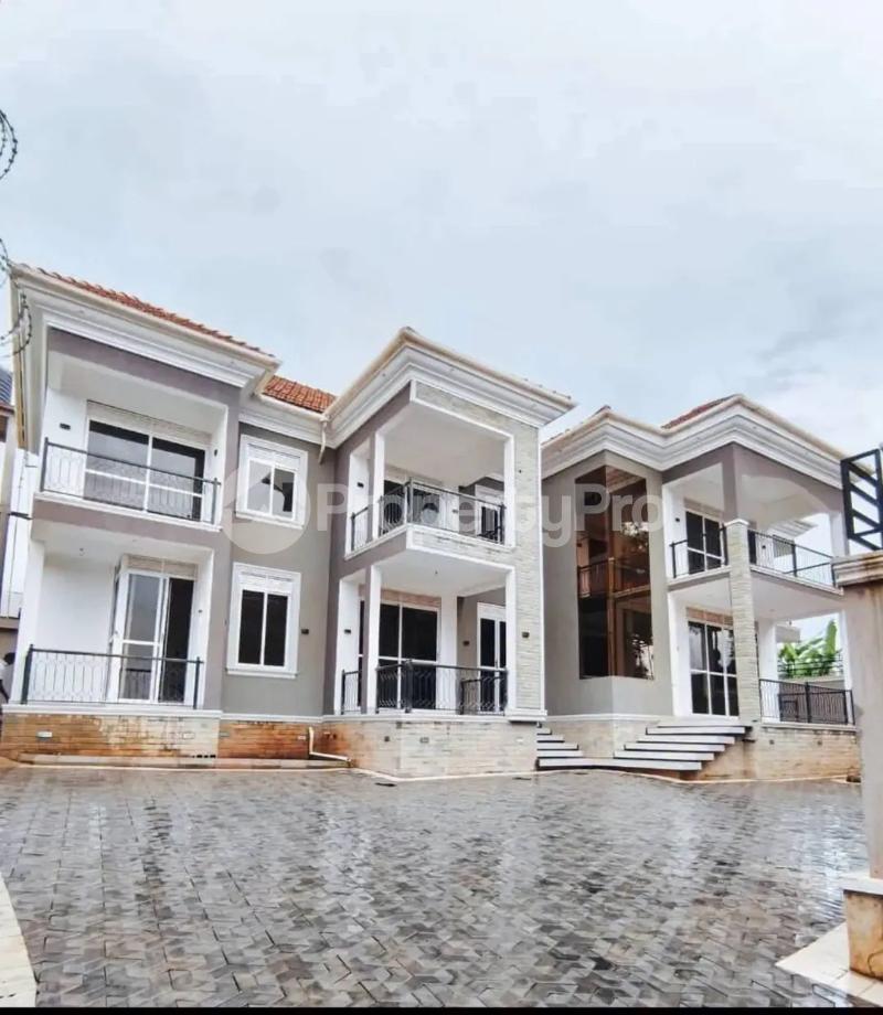 6 bedroom Villa for sale Kira mulawa  Kira Wakiso Central - 1