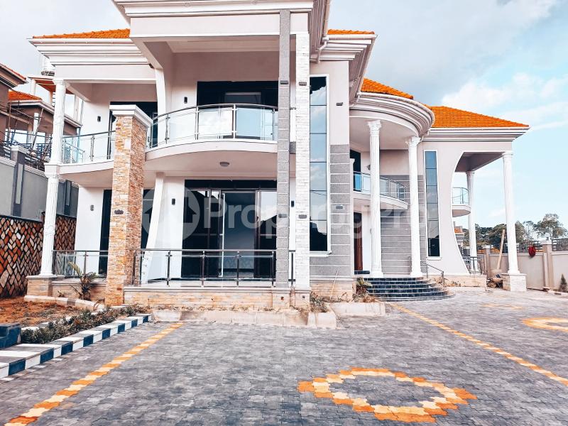6 bedroom Villa for sale Kira mamerito road  Kira Wakiso Central - 0