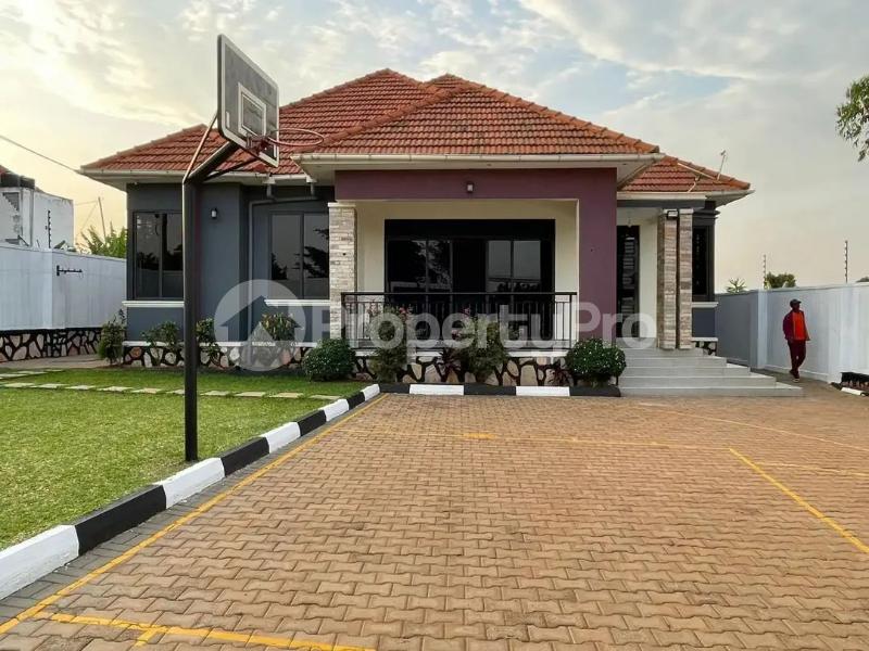 3 bedroom Villa for sale Kira kitukutwe  Kampala Central Kampala Central - 1
