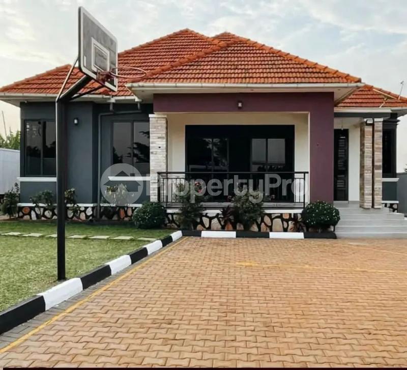 3 bedroom Villa for sale Kira kitukutwe  Kampala Central Kampala Central - 2