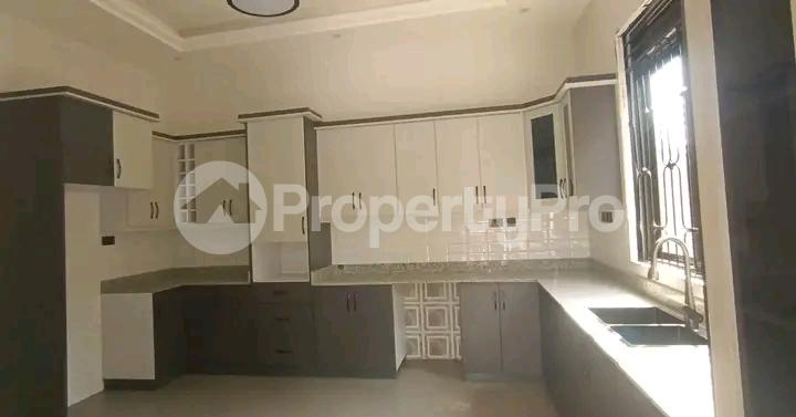 4 bedroom Bungalow Apartment for sale Kira road  Kampala Central Kampala Central - 9