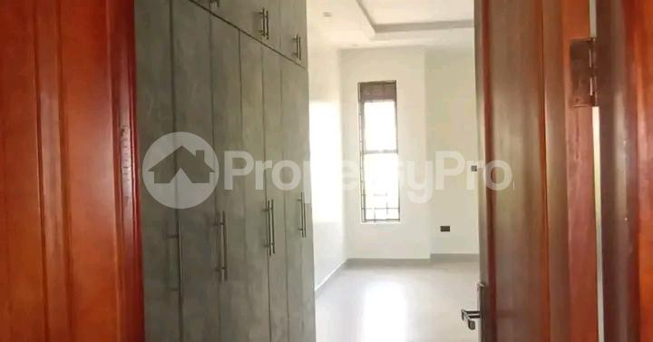 4 bedroom Bungalow Apartment for sale Kira road  Kira Wakiso Central - 5