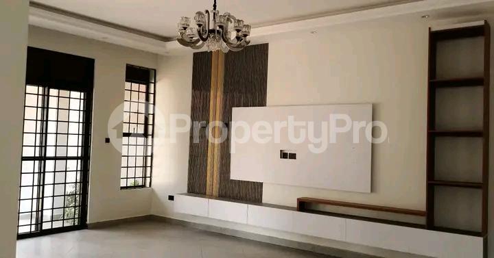 4 bedroom Bungalow Apartment for sale Kira road  Kira Wakiso Central - 2