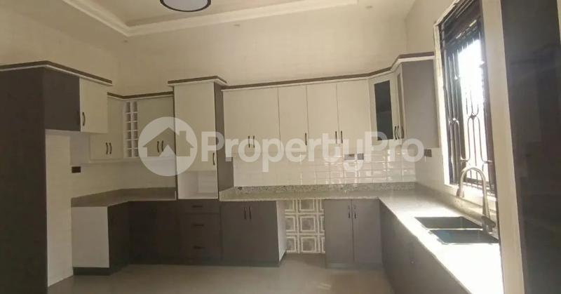 4 bedroom Villa for sale Kira mulawa  Kira Wakiso Central - 11