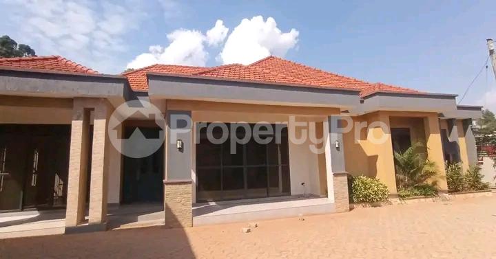 4 bedroom Bungalow Apartment for sale Kira road  Kampala Central Kampala Central - 1