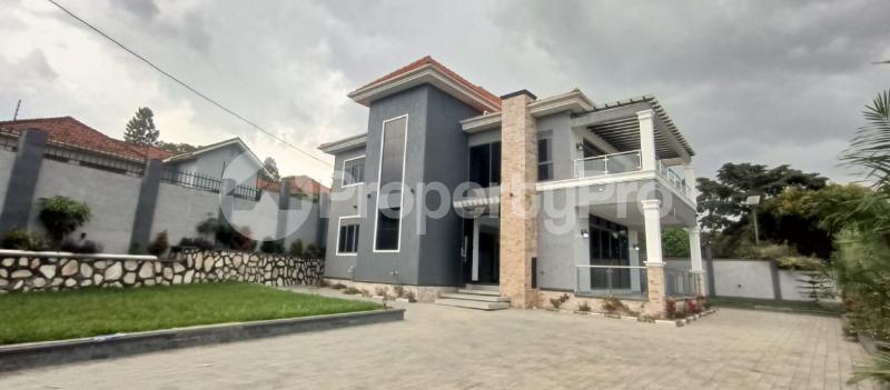 5 bedroom Villa for sale Kira mamerito road  Kira Wakiso Central - 0