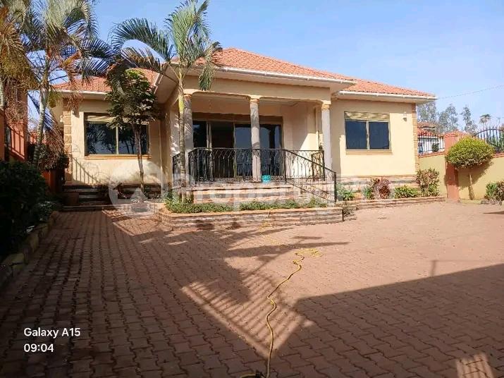 4 bedroom Bungalow Apartment for sale Kira bulindo  Kira Wakiso Central - 3