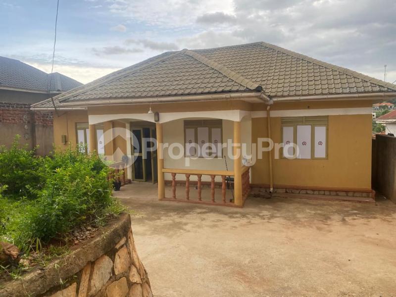 3 bedroom Villa for sale Kira nsasa Kira Wakiso Central - 0