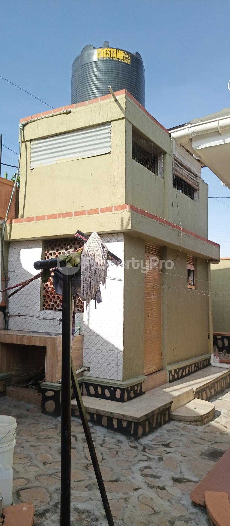 5 bedroom Villa for sale Kira nsasa jomayi estate  Kira Wakiso Central - 6