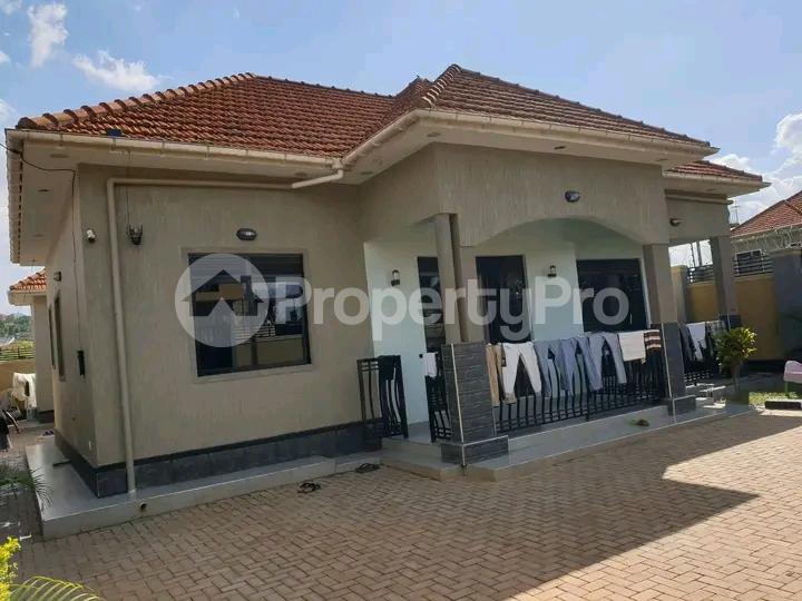 3 bedroom Bungalow Apartment for sale Namugongo road  Kampala Central Kampala Central - 11