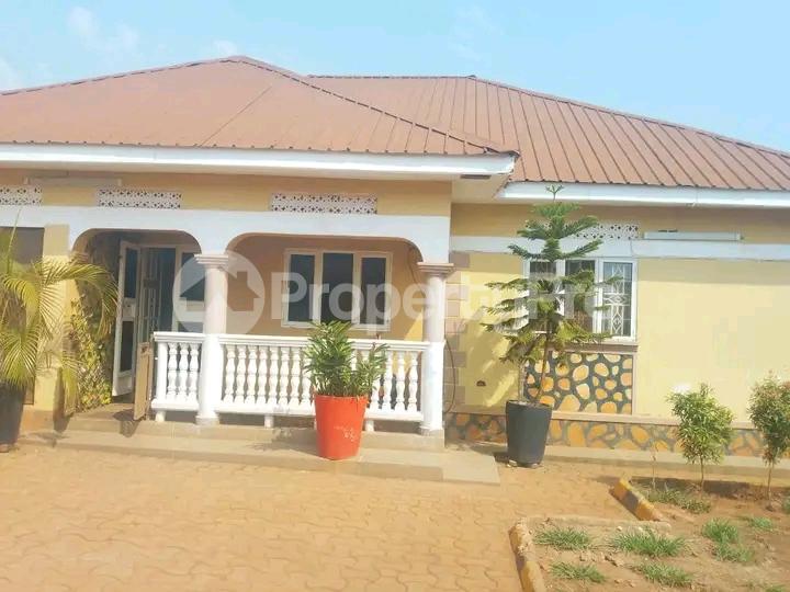3 bedroom Bungalow Apartment for sale Kampala Central Kampala Central - 0