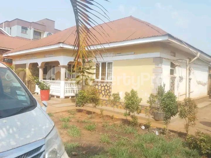 3 bedroom Bungalow Apartment for sale Kampala Central Kampala Central - 1