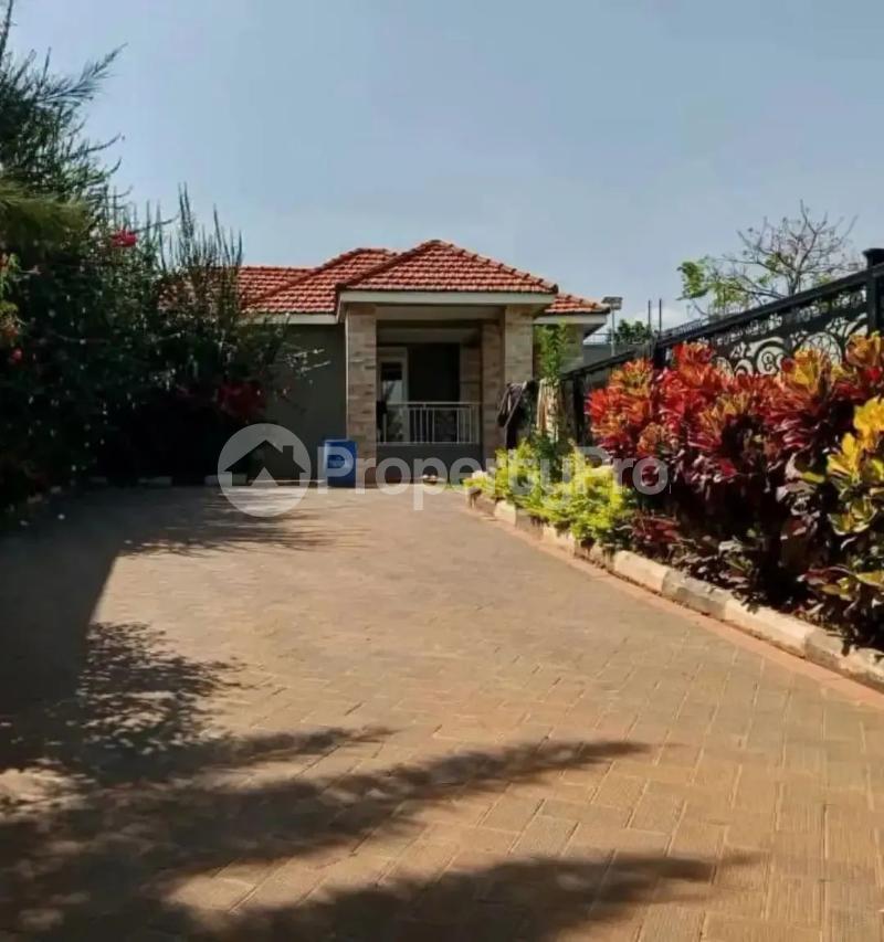 5 bedroom Villa for sale Kitende mazzi Kampala Central Kampala Central - 9