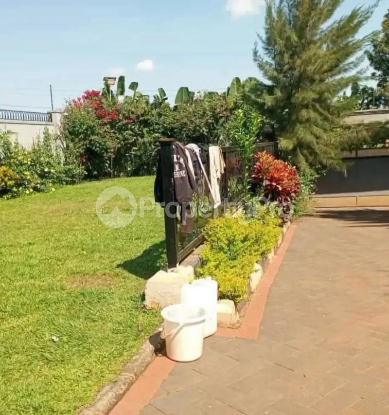 5 bedroom Villa for sale Kitende mazzi Kampala Central Kampala Central - 10