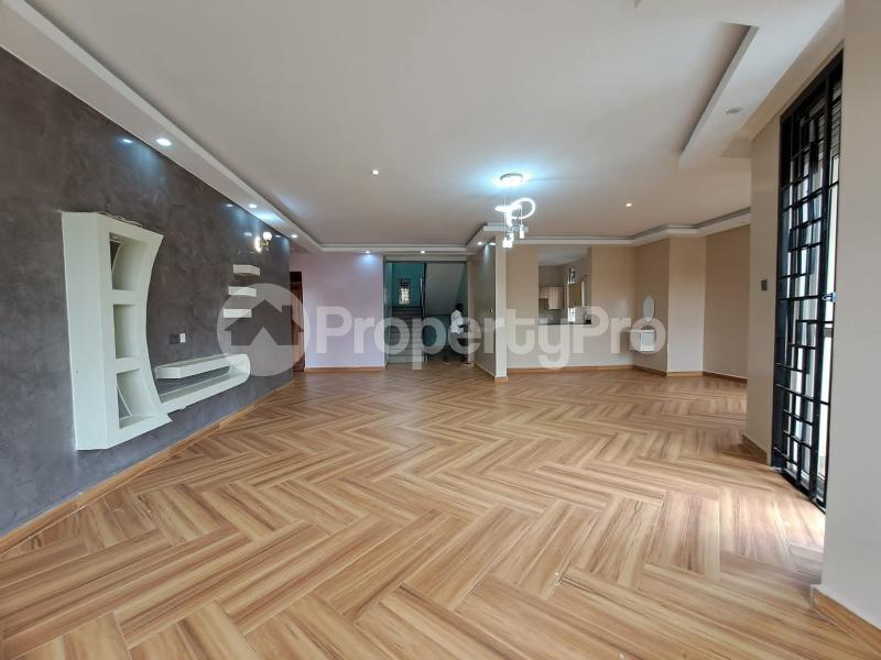 5 bedroom Bungalow Apartment for sale Kiwatule road  Kampala Central Kampala Central - 1