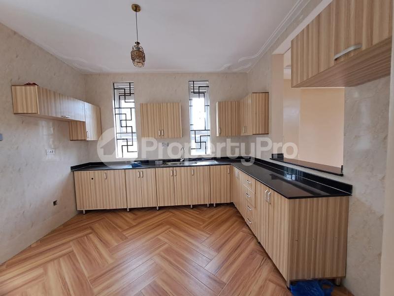 5 bedroom Bungalow Apartment for sale Kiwatule road  Kampala Central Kampala Central - 2