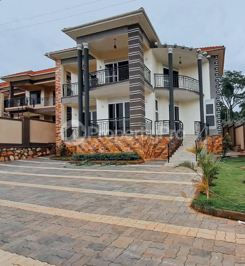 5 bedroom Bungalow Apartment for sale Kiwatule road  Kampala Central Kampala Central - 4