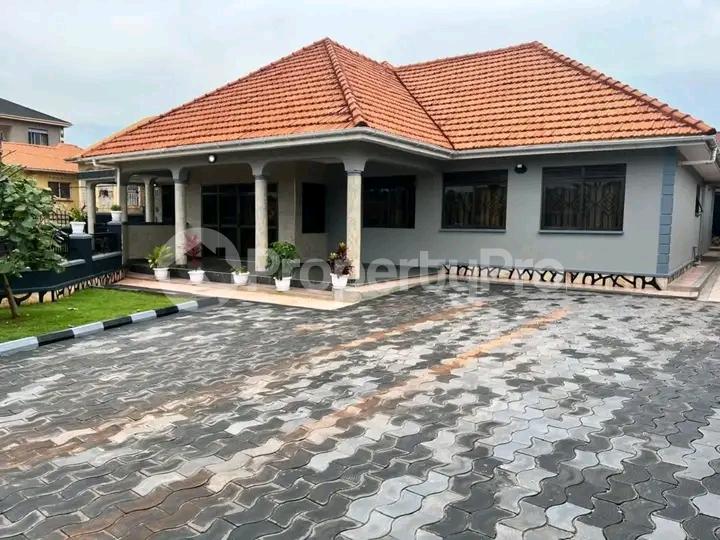 4 bedroom Bungalow Apartment for sale Kiwatule  Kampala Central Kampala Central - 2