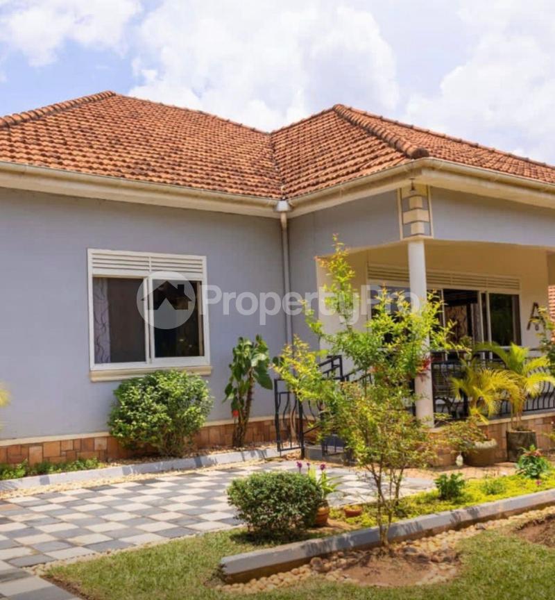 4 bedroom Villa for sale Kiwatule Bidandi  Kampala Central Kampala Central - 1