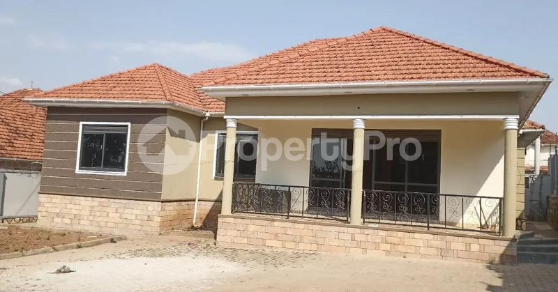 4 bedroom Villa for sale Kiwatule Bidandi  Kampala Central Kampala Central - 1