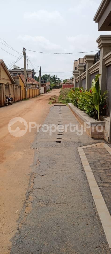 4 bedroom Villa for sale Kyaliwajjara namugongo road  Kira Wakiso Central - 11