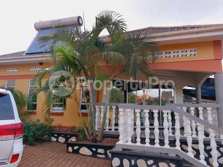 3 bedroom Bungalow Apartment for sale Kyanja road  Kampala Central Kampala Central - 2