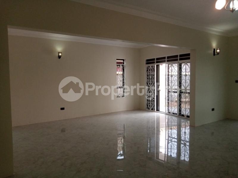 3 bedroom Villa for sale Kyengera  Kampala Central Kampala Central - 8