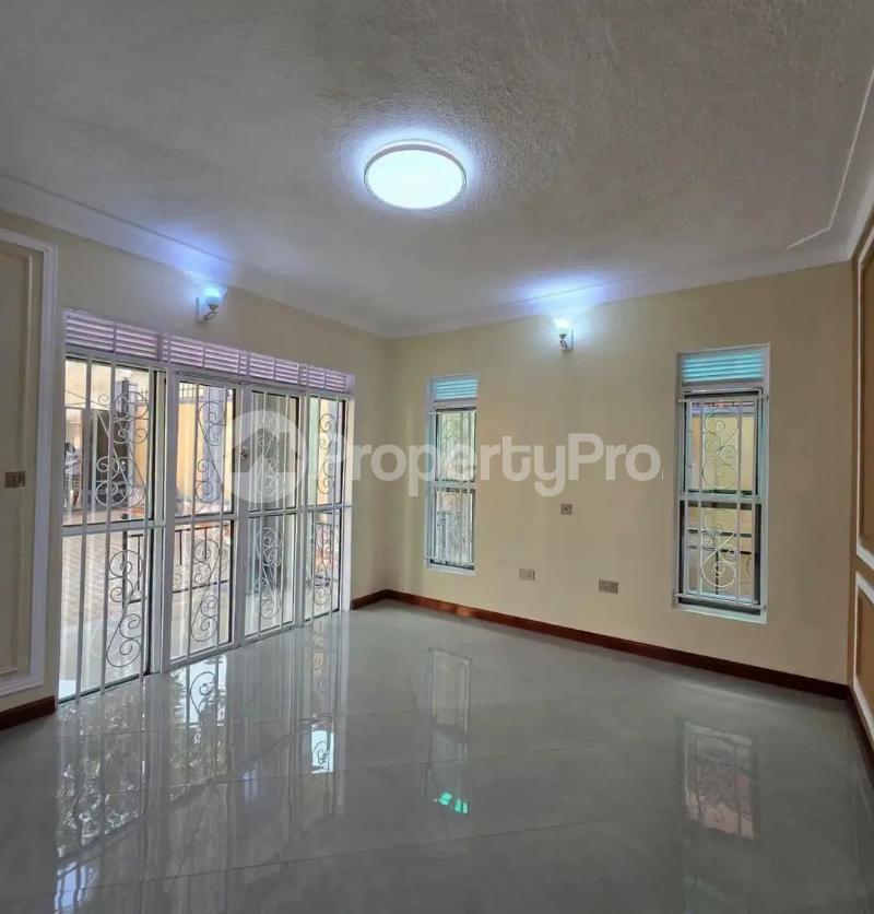 3 bedroom Villa for sale Makindye  Kampala Central Kampala Central - 3